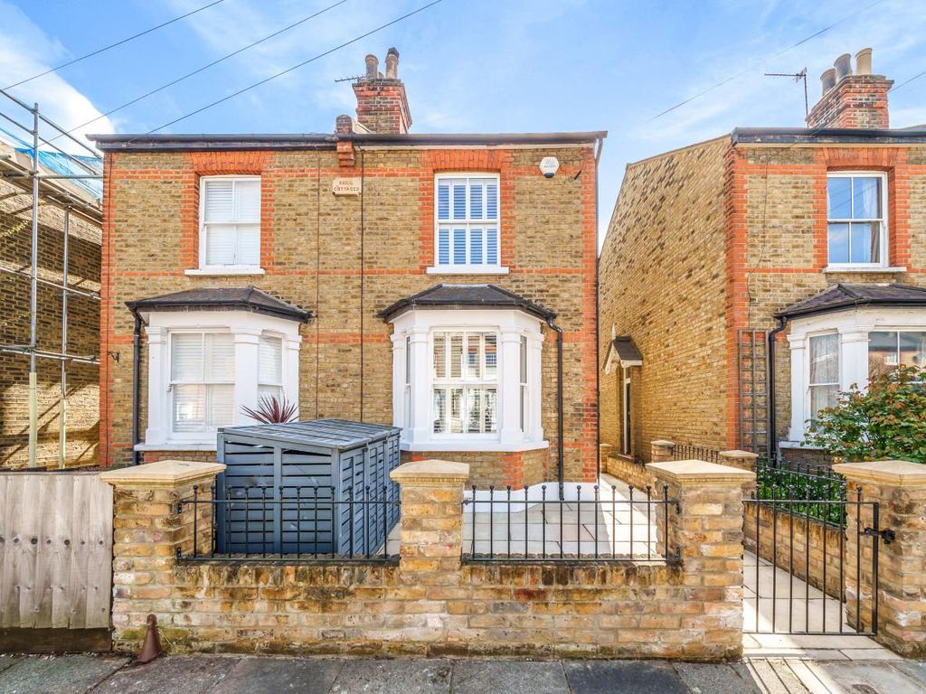 3 bed semidetached house for sale in Craven Road, Kingston Upon Thames
