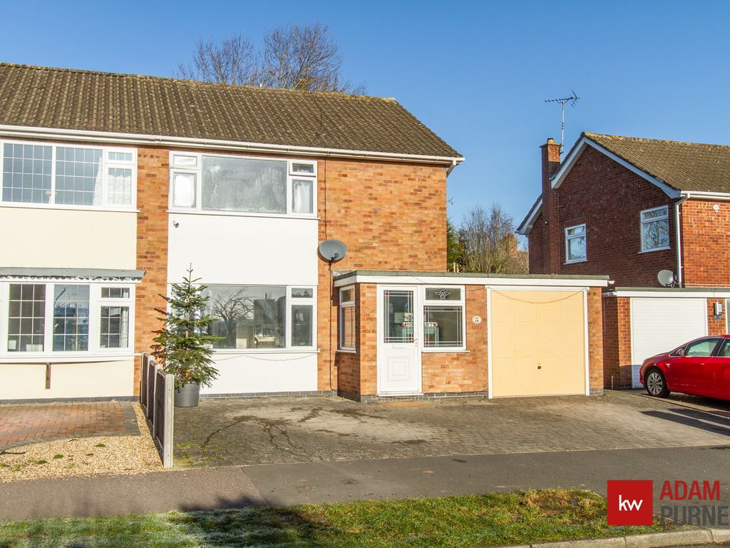 3 bed semidetached house for sale in Underwood Drive, Stoney Stanton