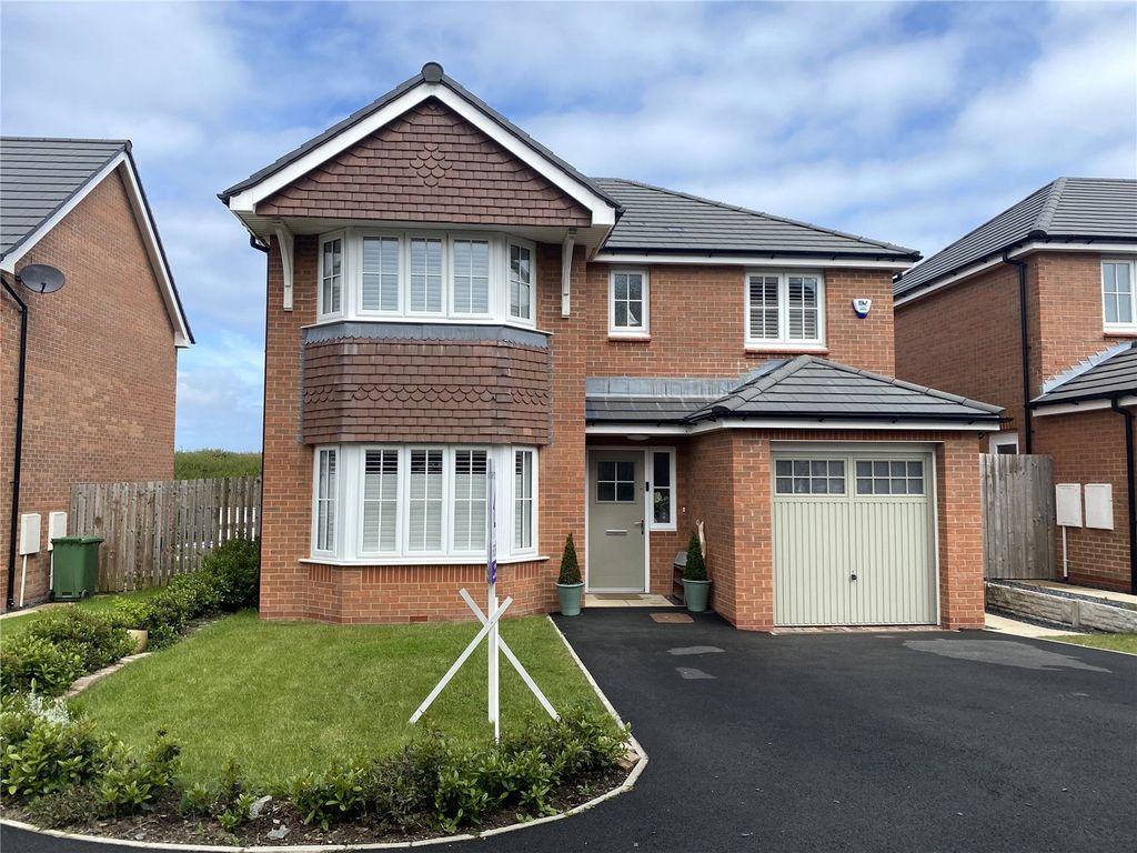 4 bed detached house for sale in Parc Tyddyn Bach, Caergybi LL65 Zoopla