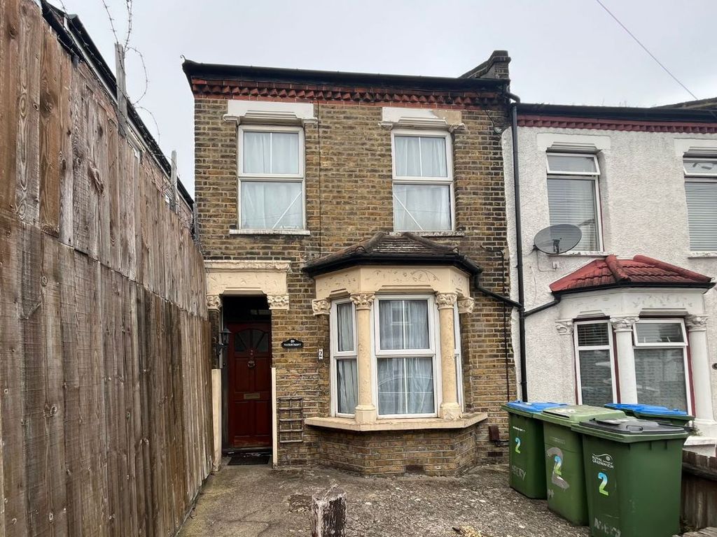 2 bed end terrace house for sale in 2 Abery Street, Plumstead, London
