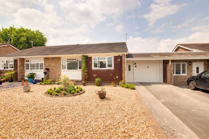 2 bed bungalow for sale in Chilmark Road, Trowbridge BA14, £320,000