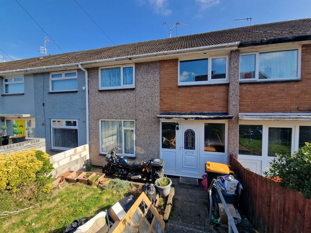 3 bed terraced house for sale in 6 Wye Crescent, Bettws, Newport NP20