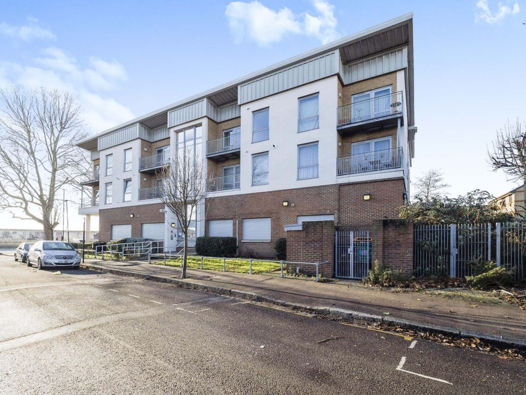 1 Kennard Street, London E16  