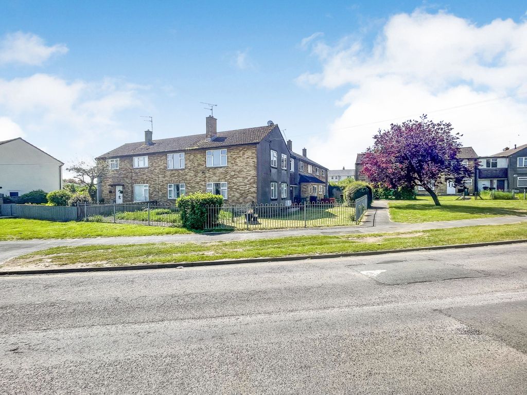 2 bed flat for sale in Kingswood Avenue, Park North, Swindon SN3 Zoopla