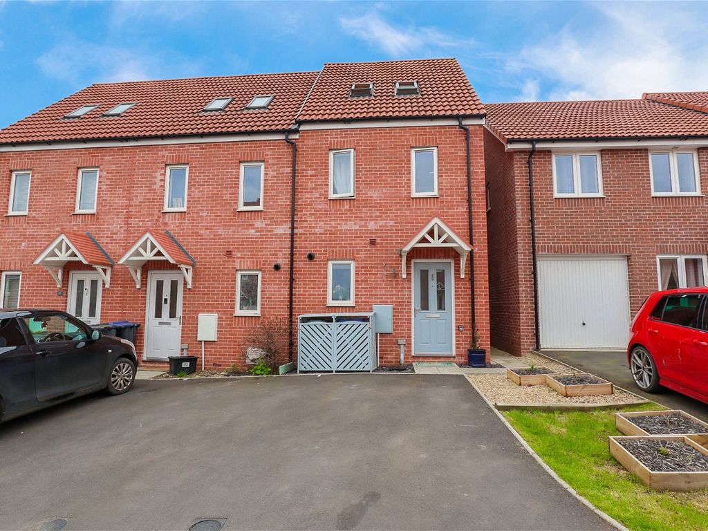 3 bed end terrace house for sale in Rutherford Close, Calne SN11 Zoopla