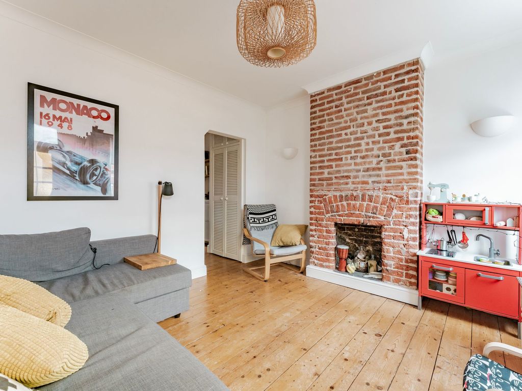 3 bed terraced house for sale in Churchill Road, Norwich NR3, £250,000