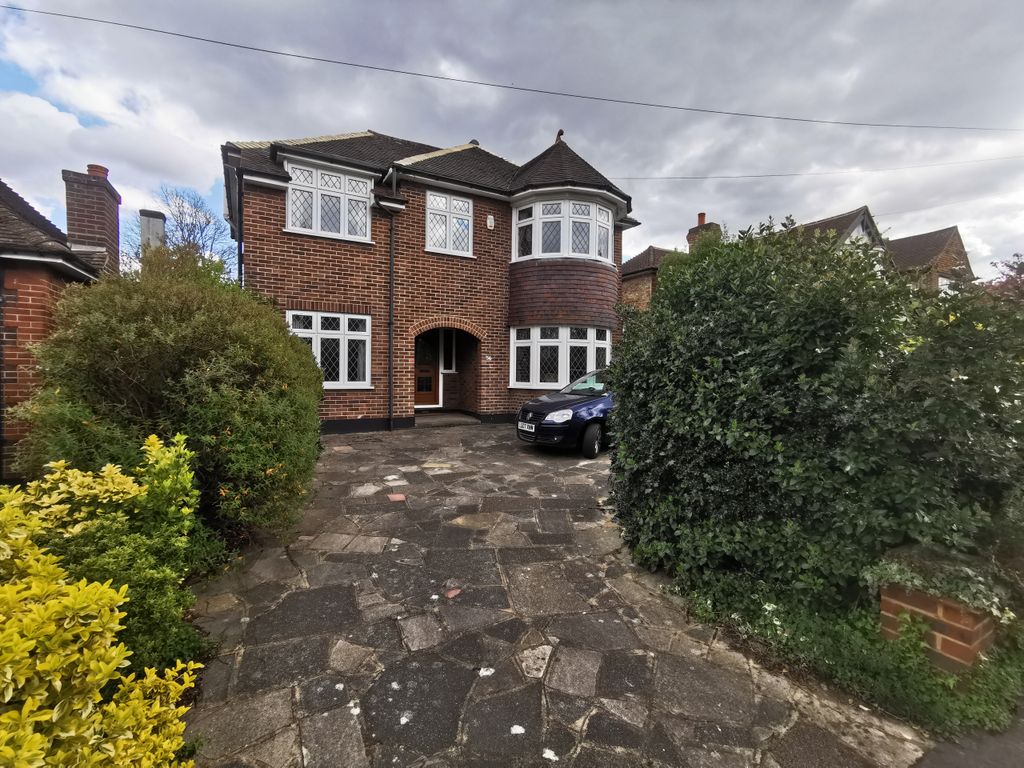 5 bed detached house for sale in Nonsuch Walk, Cheam SM2 Zoopla