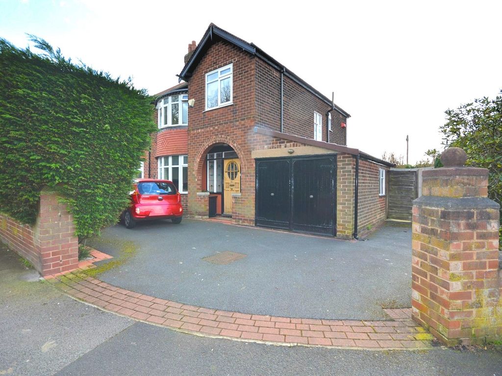 4 bed semidetached house for sale in Tatton Road North, Heaton Moor