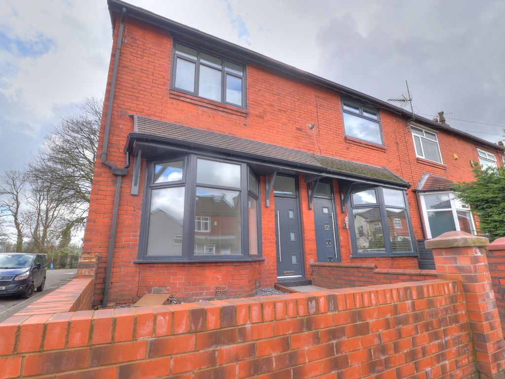 4 bed end terrace house for sale in Thorns Road, Bolton BL1 Zoopla