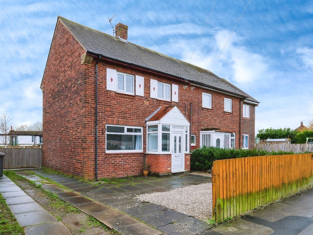 2 bed semidetached house for sale in Weston Drive, Otley LS21, £