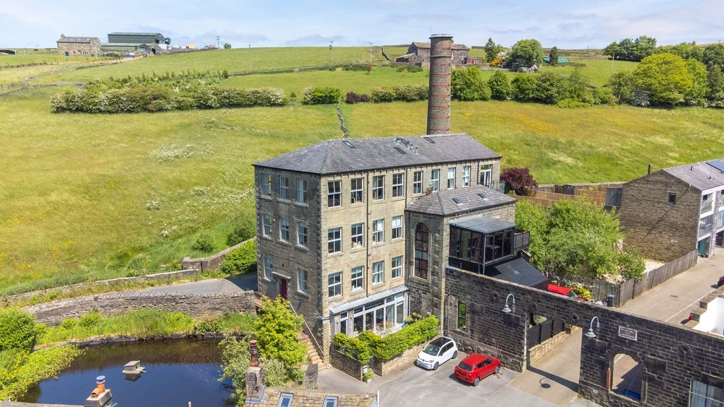 3 bed flat to rent in Pecket Well, Hebden Bridge HX7 Zoopla