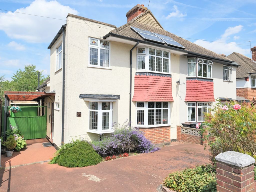 3 bed semidetached house for sale in Warren Road, Orpington BR6 Zoopla