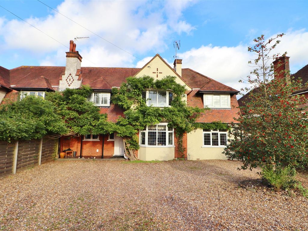 5 bed semidetached house for sale in Furzehill Road, Borehamwood WD6, £1,125,000 Zoopla