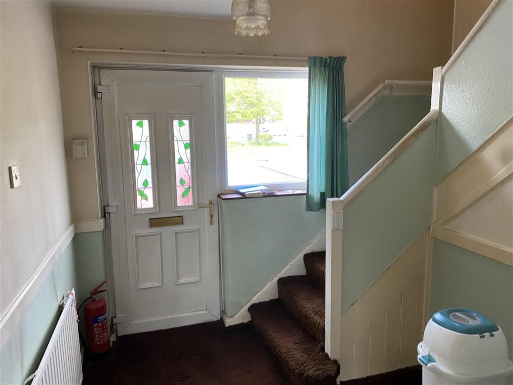 3 bed semidetached house for sale in Horns Road, Ilford, Essex IG6