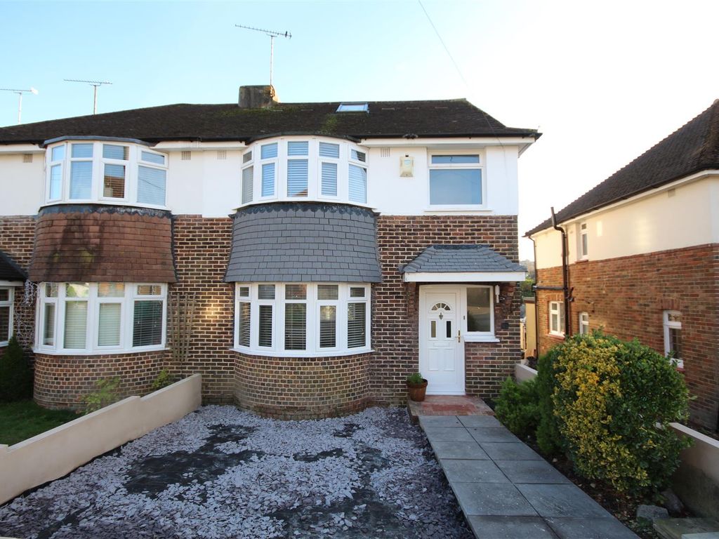 4 bed semidetached house to rent in Dale Crescent, Brighton BN1 Zoopla