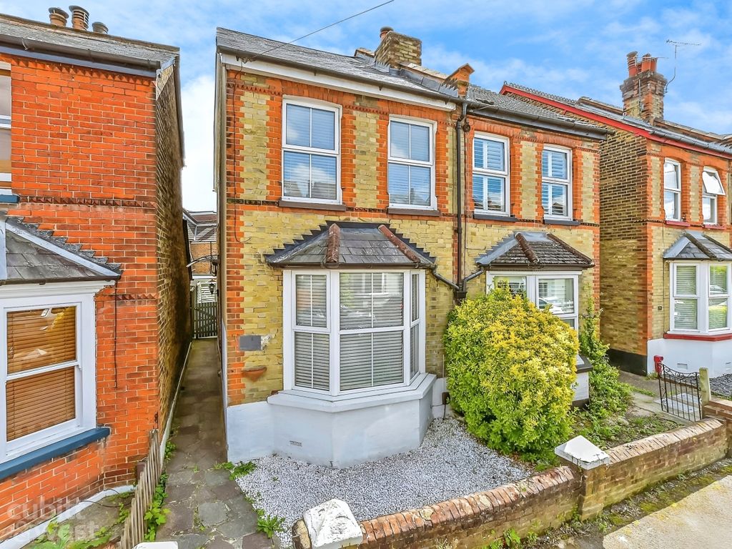 2 bed semi-detached house to rent in Gordon Road, Redhill RH1, £1,750 ...