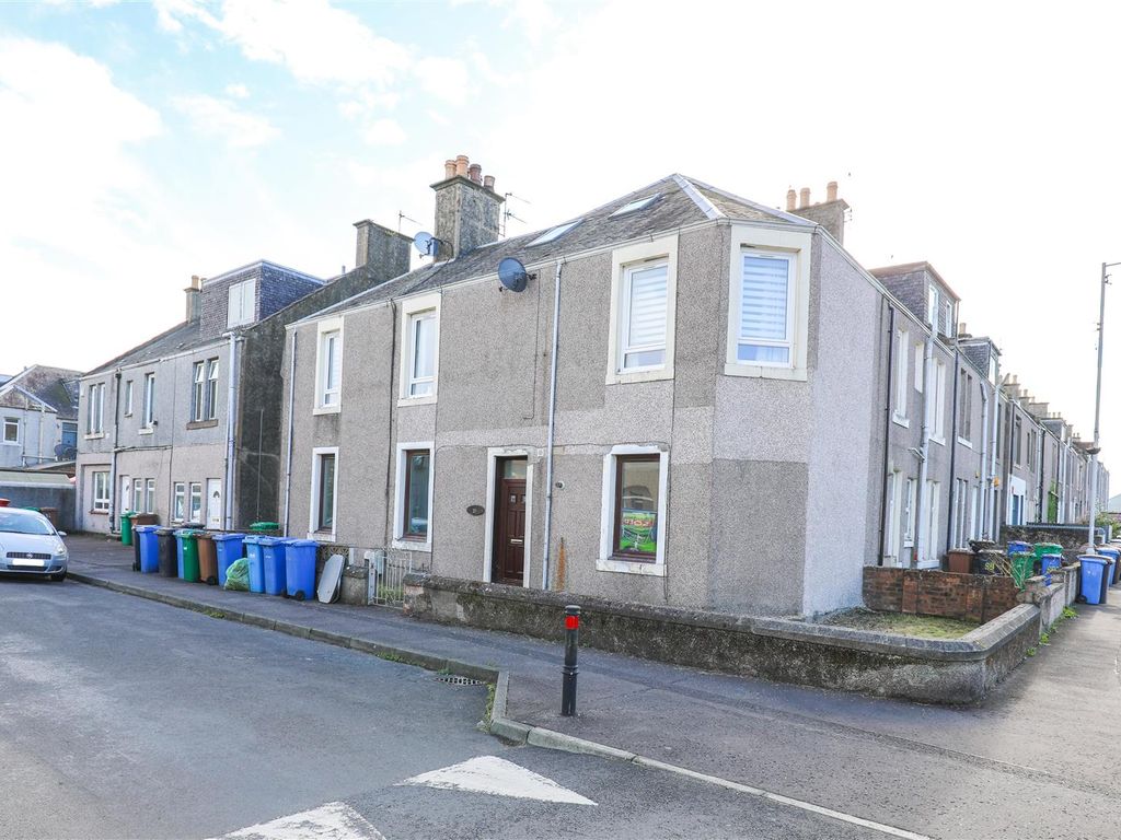 2 bed flat for sale in Patterson Street, Methil, Leven KY8, £37,995
