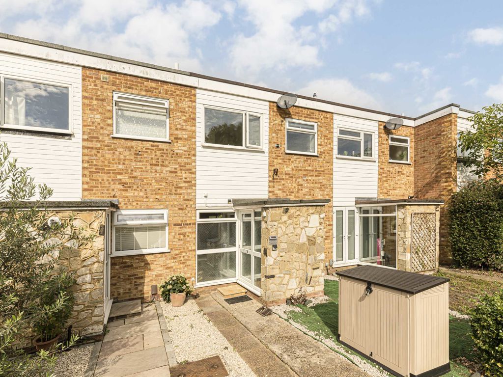 2 bed terraced house for sale in Queen Mary Road, Shepperton TW17, £