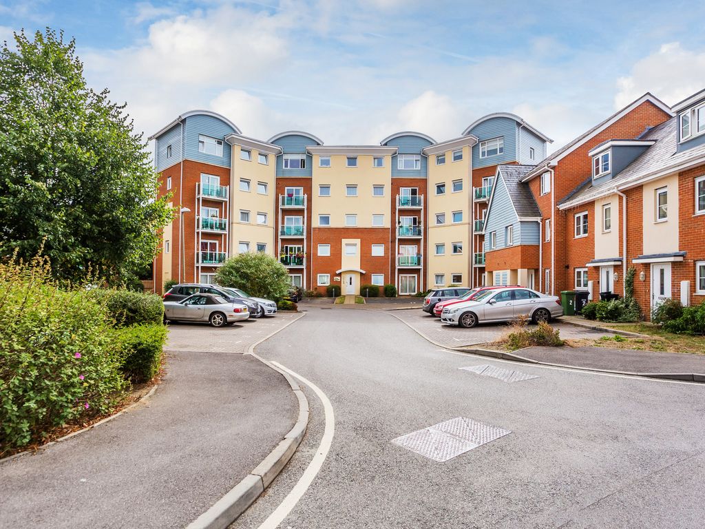 Fenbridge House, 5 Rubeck Close, Redhill, Surrey RH1  