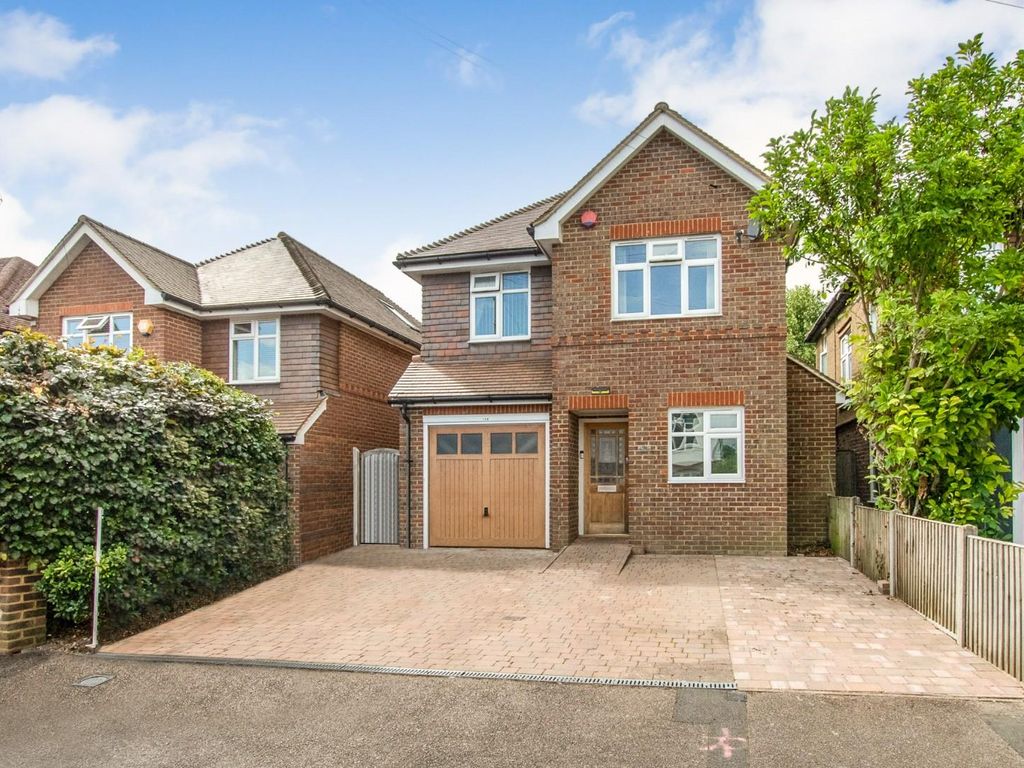 4 bed property for sale in Manor Road, Tring HP23 Zoopla