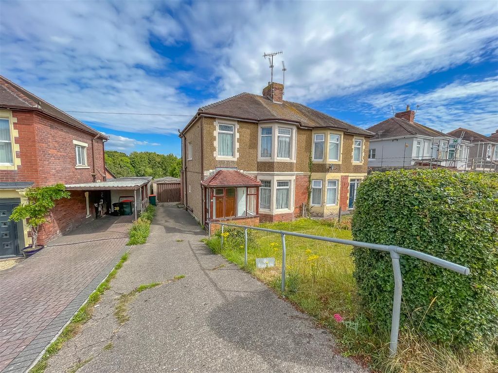 3 bed semidetached house for sale in Glasllwch Crescent, Newport NP20