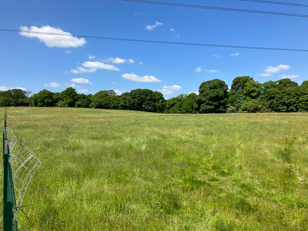 Land for sale in Sugar Loaf Lane, Iverley, Kidderminster DY10, £90,000