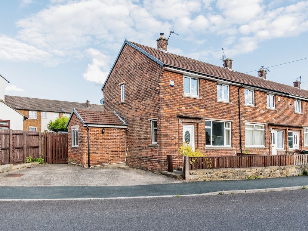 2 bed semidetached house for sale in The Crescent, Baildon, Shipley