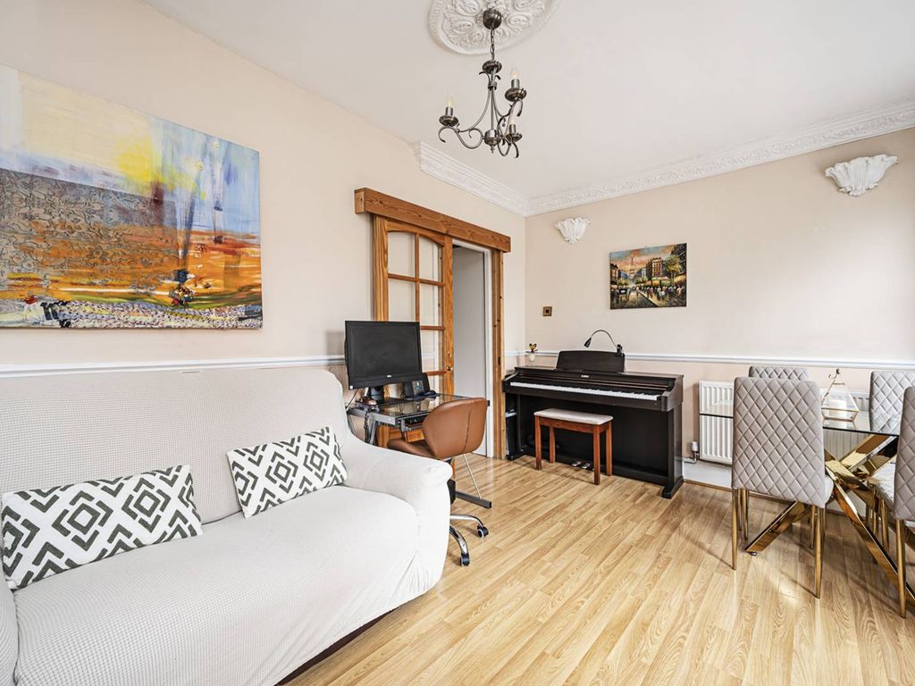 2 bed for sale in Farringdon Road, Clerkenwell, London EC1R Zoopla