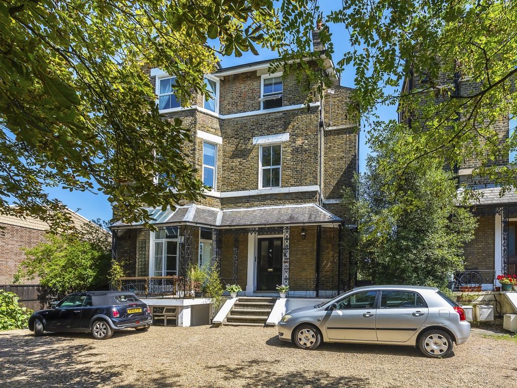 1 bed flat to rent in Kidbrooke Park Road, London SE3, £1,850 pcm Zoopla