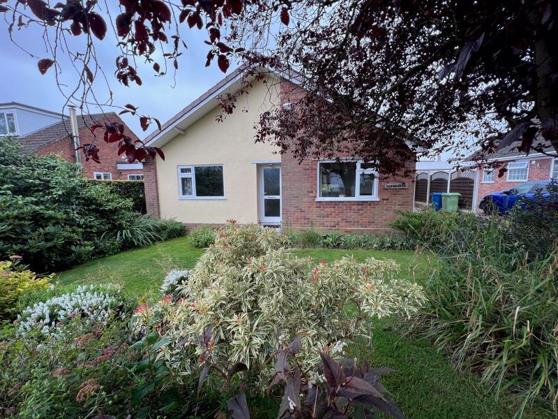 3 bed bungalow for sale in Malthouse Lane, Bradley, Stafford ST18 Zoopla