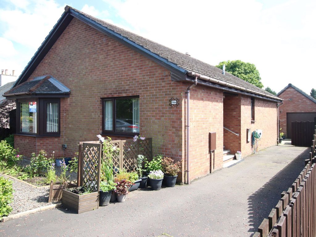 3 bed detached bungalow for sale in Sheephousehill, Fauldhouse