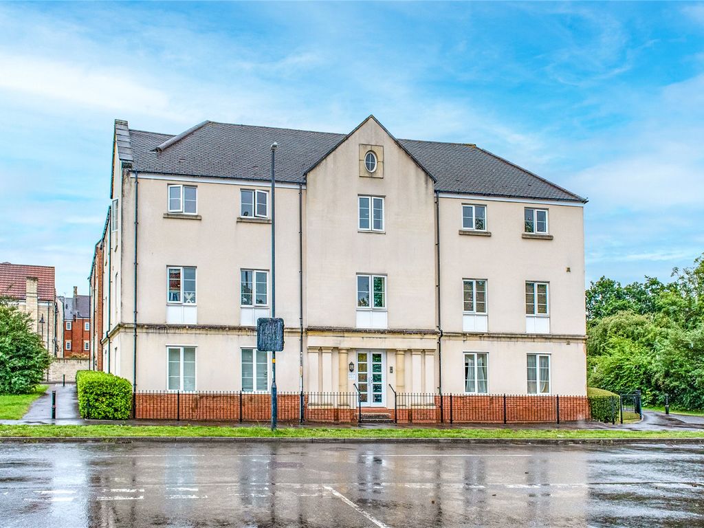 2 bed flat to rent in Jagoda Court, Haydon End, Swindon, Wiltshire SN25