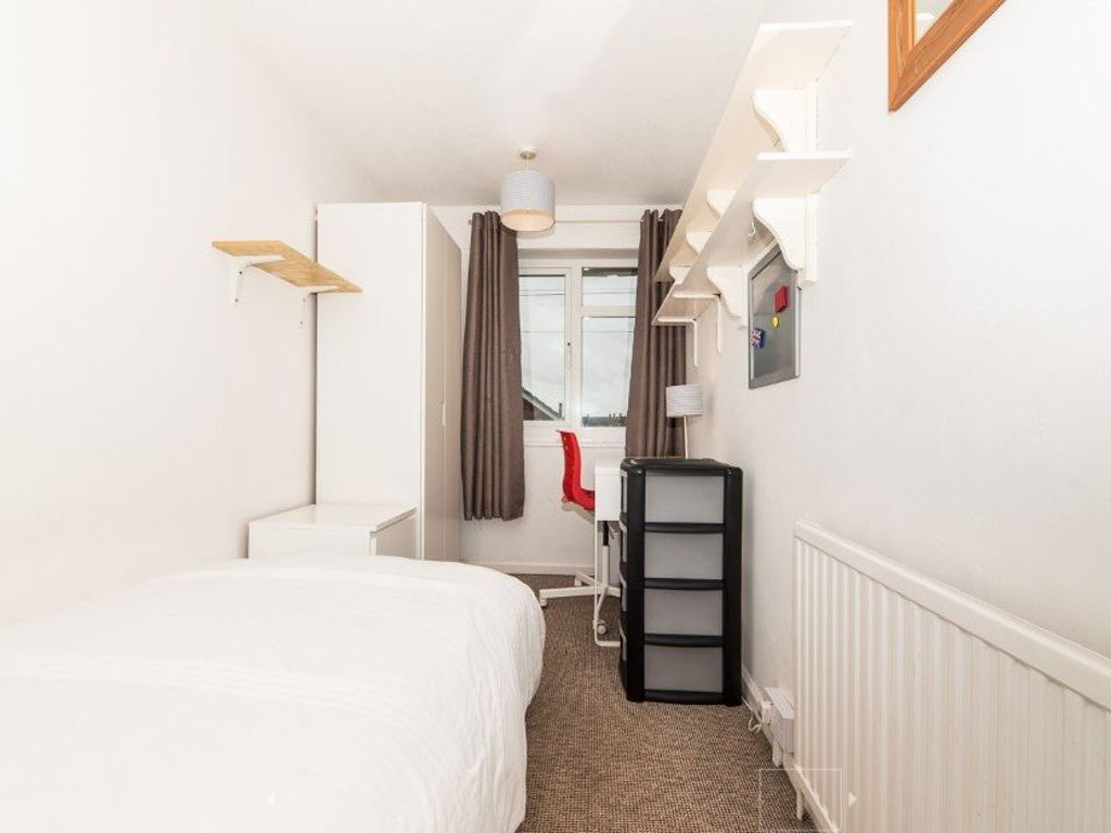 1 bed property to rent in Tunstall Road, Canterbury CT2, £433 pcm Zoopla