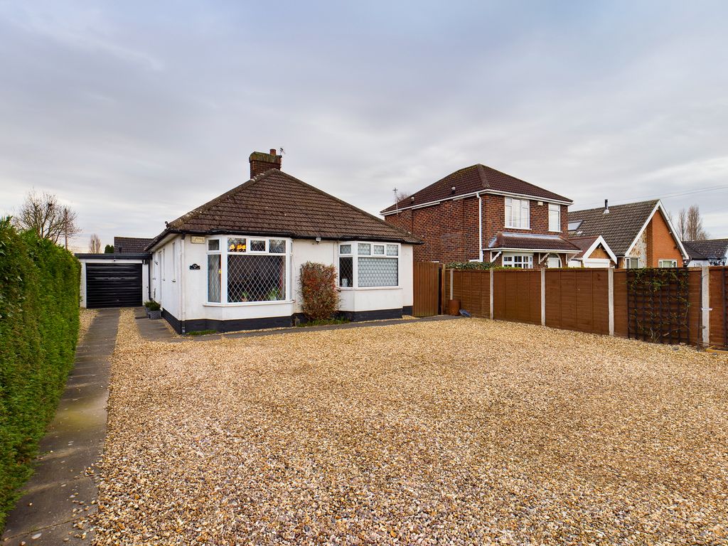 2 bed bungalow for sale in Station Road, New Waltham, Grimsby DN36 Zoopla