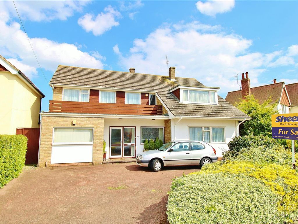 5 bed detached house for sale in Fourth Avenue, FrintonOnSea CO13