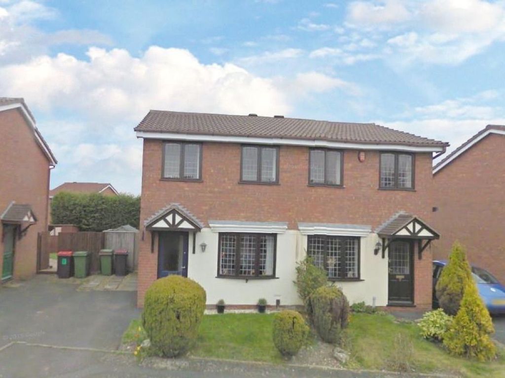 2 bed semidetached house to rent in The Brambles, The Rock, Telford