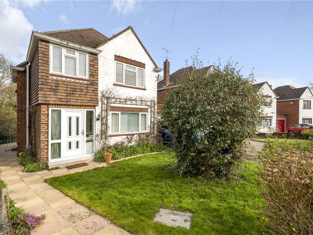 3 bed linkdetached house for sale in Cedar Close, Bagshot, Surrey GU19