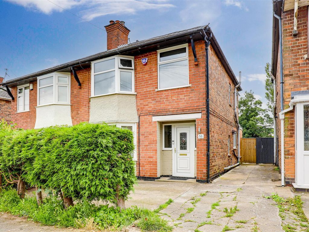 3 bed semidetached house for sale in Cliff Road, Carlton