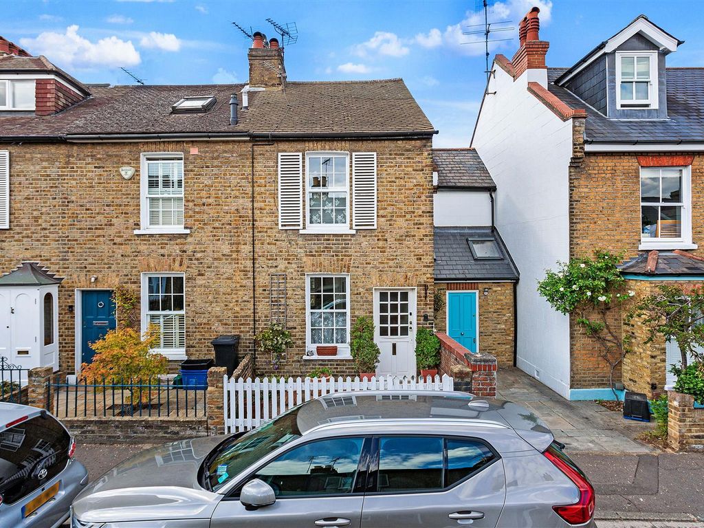 2 bed cottage for sale in Stanley Road, East Sheen SW14 Zoopla