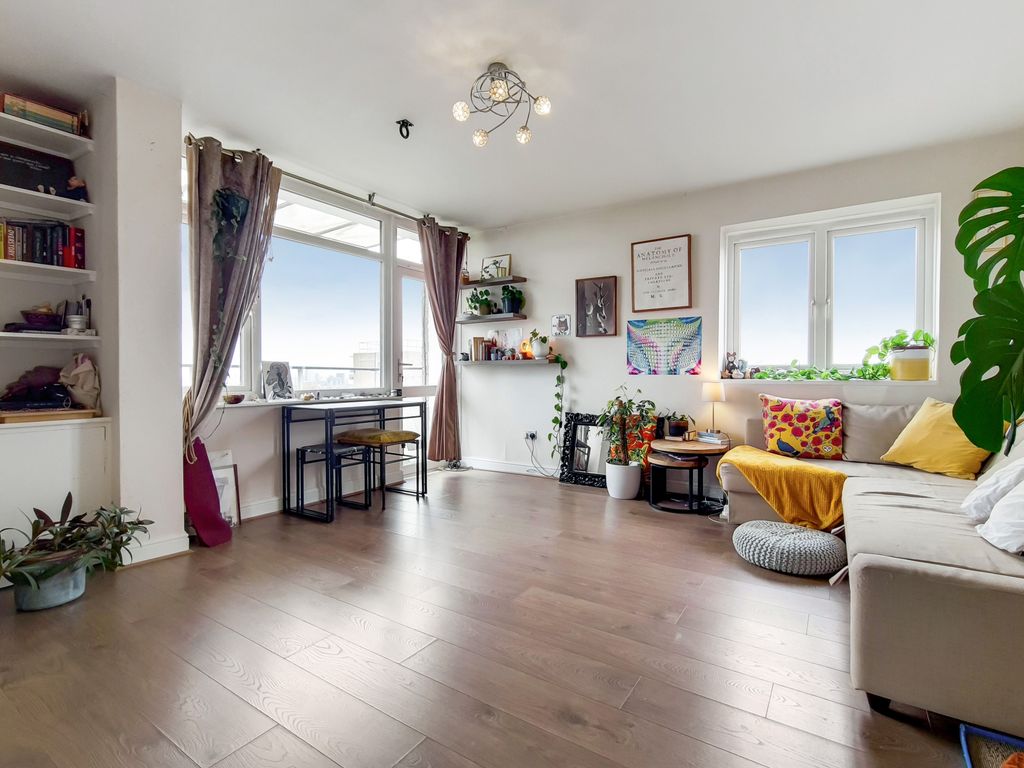 Morville House, Fitzhugh Grove, London SW18