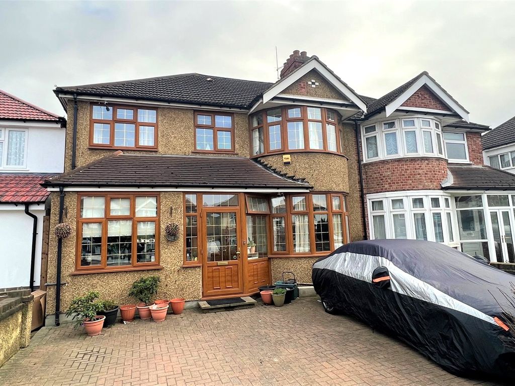 4 bed semidetached house for sale in Croydon Road, Beddington, Croydon