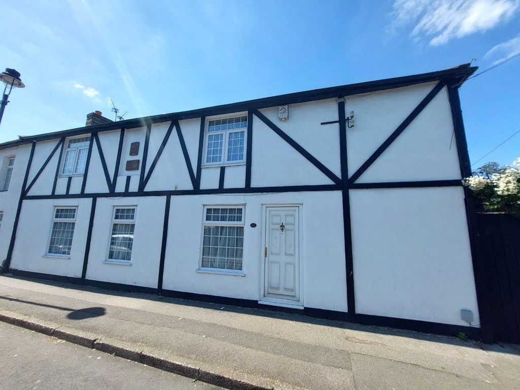 4 bed end terrace house for sale in High Street, Stanwell, Middlesex