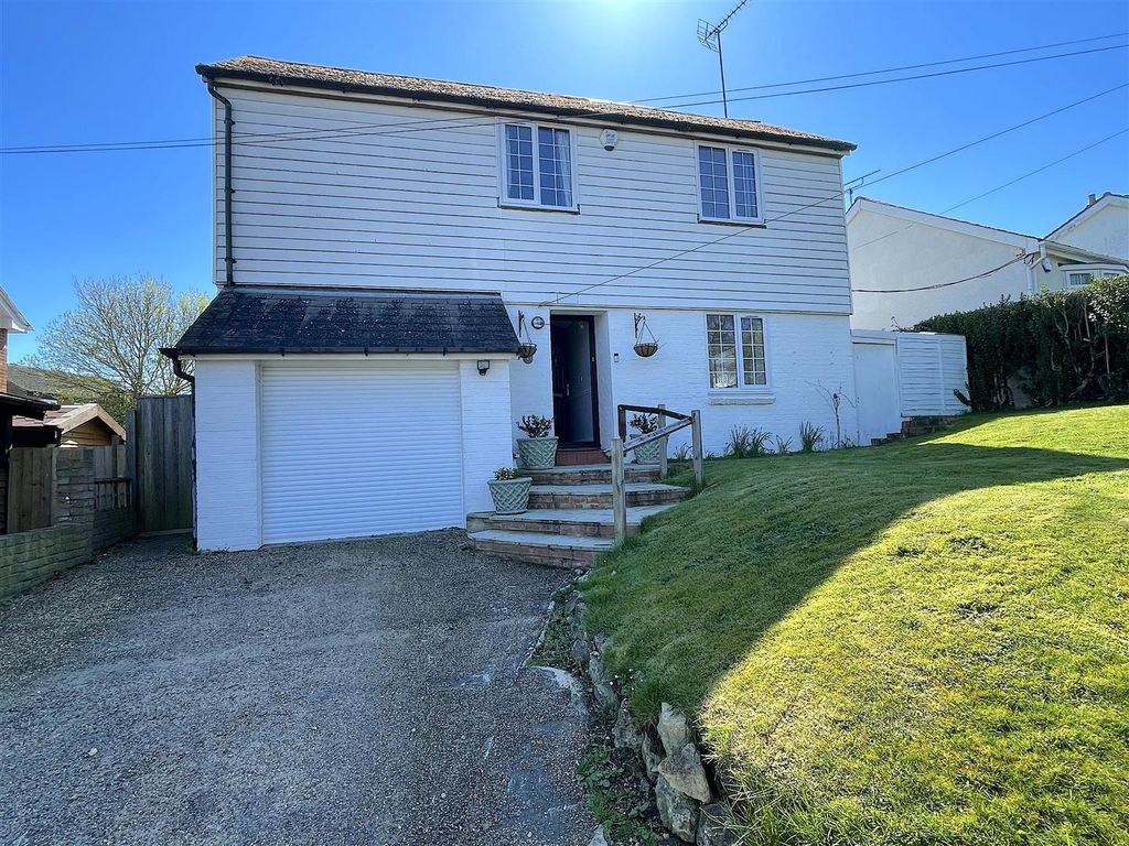 3 bed detached house for sale in Ham Road, Faversham ME13 Zoopla