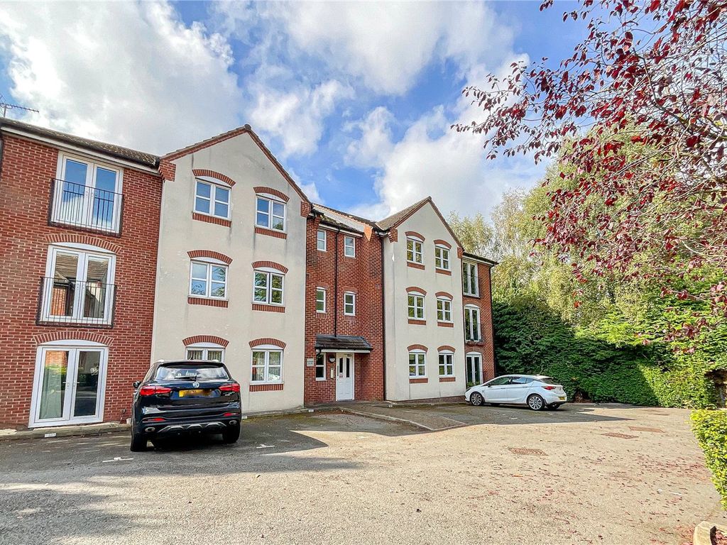 2 bed flat for sale in Quarry Hill, Wilnecote, Tamworth, Staffordshire