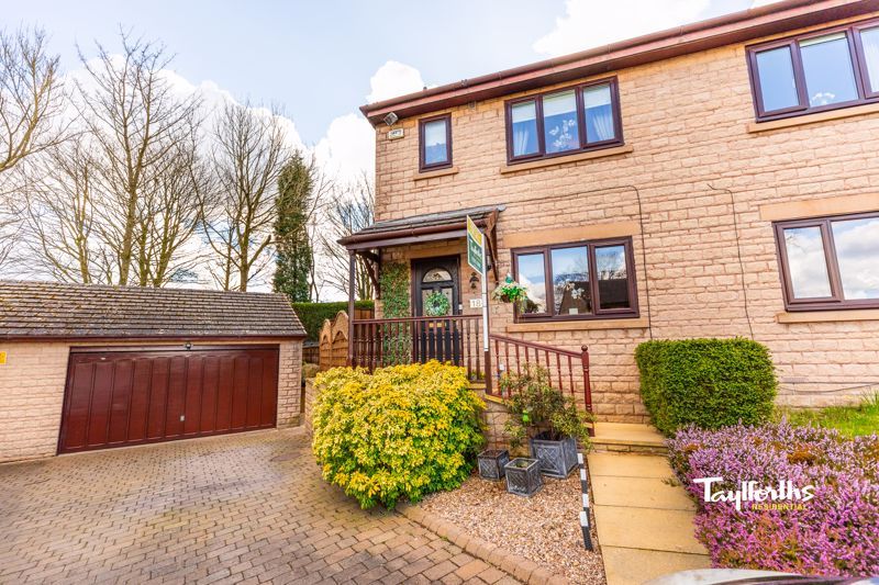 3 bed semidetached house for sale in Coates Fields, Barnoldswick BB18
