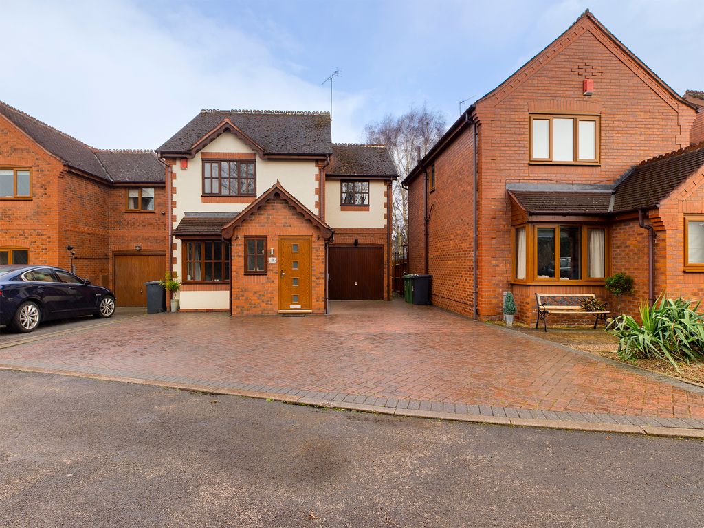 3 bed detached house for sale in Claughton Court, Kidderminster DY11