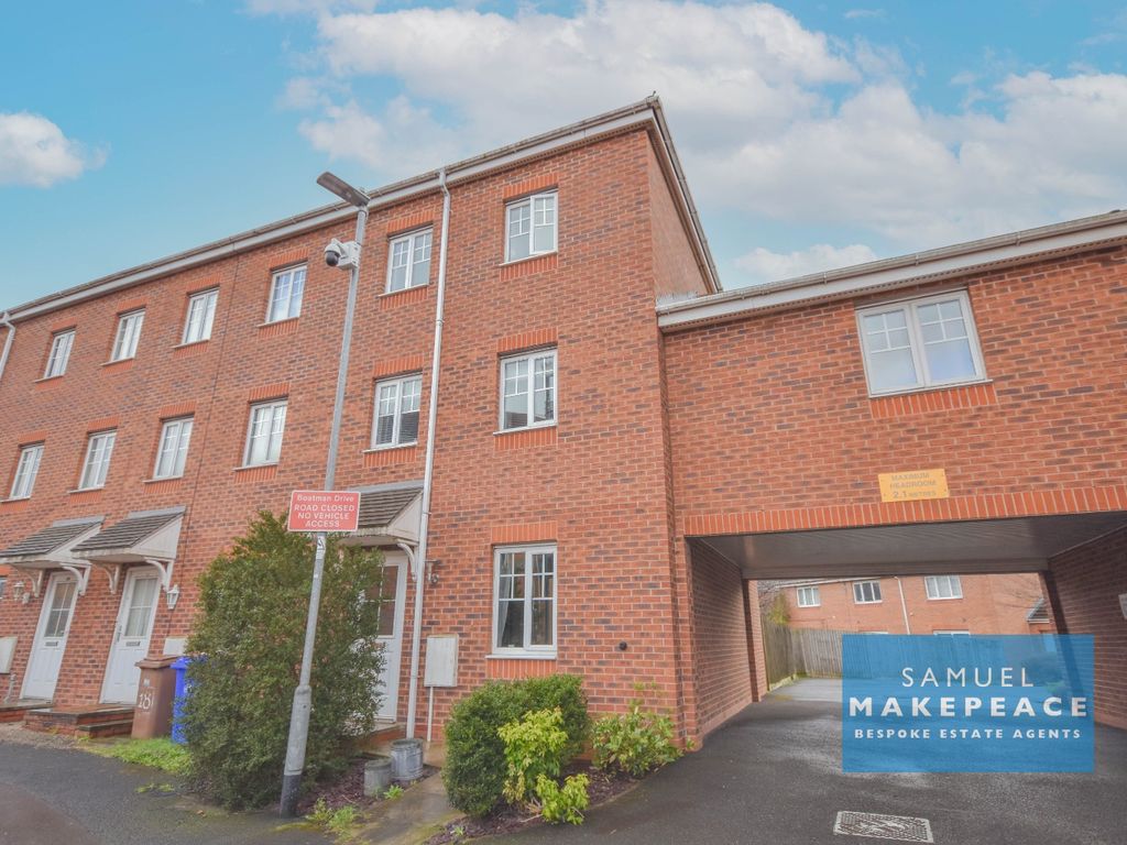 4 bed town house for sale in Boatman Drive, Etruria, Stoke On Trent ST1