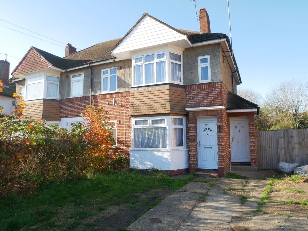 2 bed to rent in Barnard Gardens, Hayes UB4, £1,550 pcm Zoopla