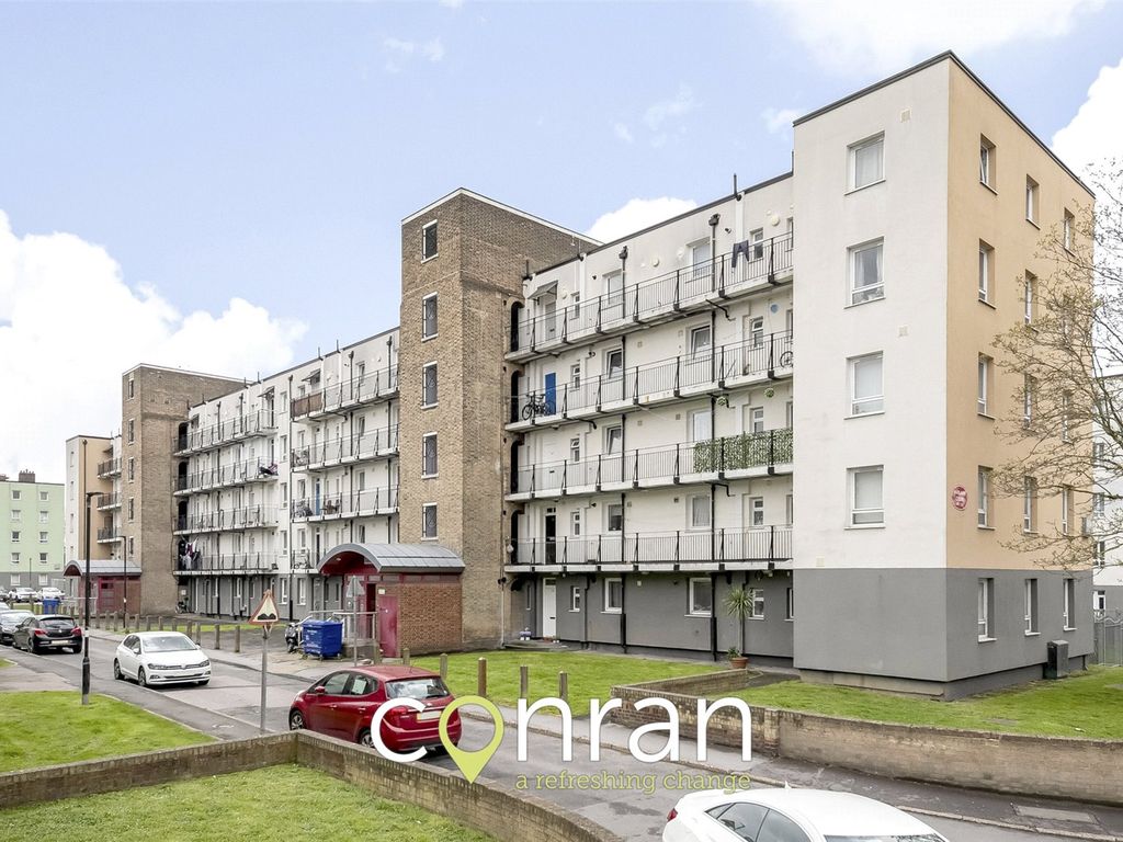 2 bed flat to rent in Fairlawn Court, Charlton SE7 Zoopla