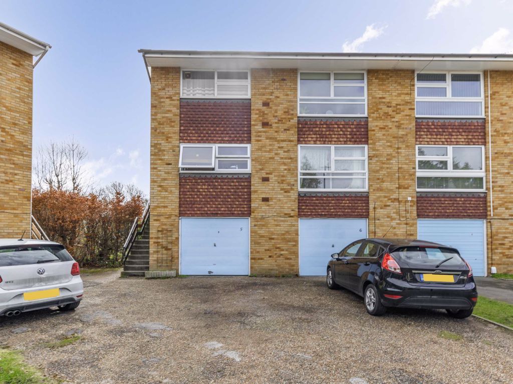 2 bed for sale in Thistleworth Close, Osterley, Isleworth